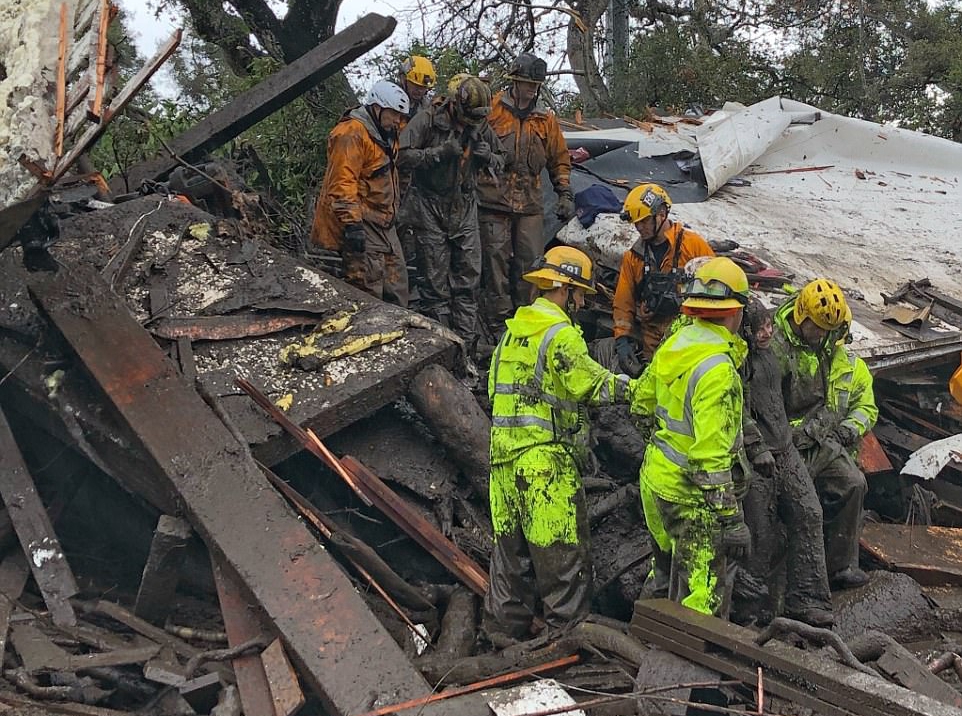 美国加州泥石流已致15死25伤 还有不少人受困家中无法离开