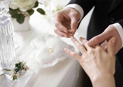 日本统一男女结婚年龄 年满18周岁就可迈入婚姻殿堂