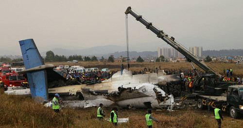 孟加拉客机坠毁疑因指示混乱 造成49人死亡多人受伤