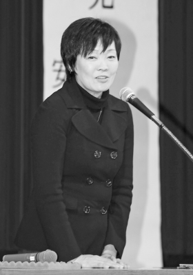 日本第一夫人丑闻后继续我行我素 安倍晋三称自己妻子清白