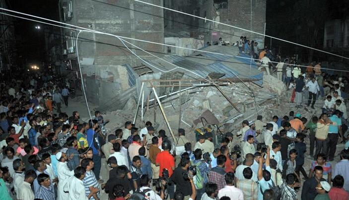 印度中央邦一旅馆倒塌 导致9人死亡 救援工作还在继续