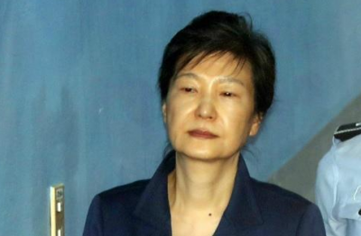 朴槿惠或坐牢至90岁 不少民众认为量刑还是太轻了