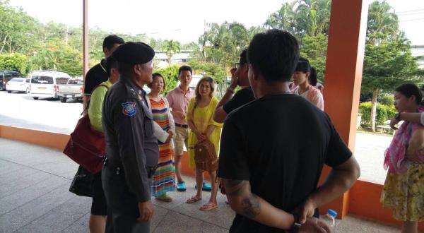 中国一游客泰国玩水上滑翔伞 尸检确认其死于心脏病