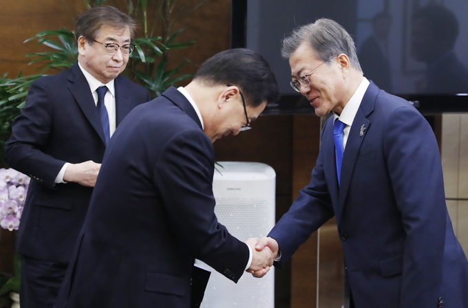 朝韩首脑27日上午首次会面 上一次两国首脑会谈是11年前