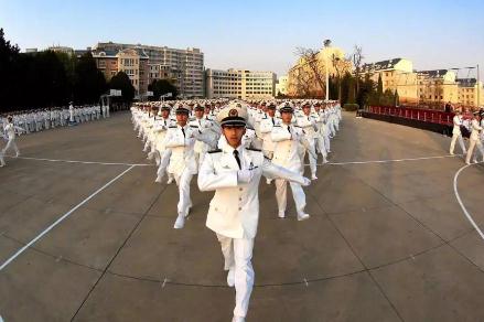 海军阅兵方阵 中国解放军海军成立69周年阅兵方阵简直震撼人心