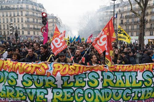 法国铁路大罢工 法国铁路大罢工目前以造成法国铁路大面积瘫痪