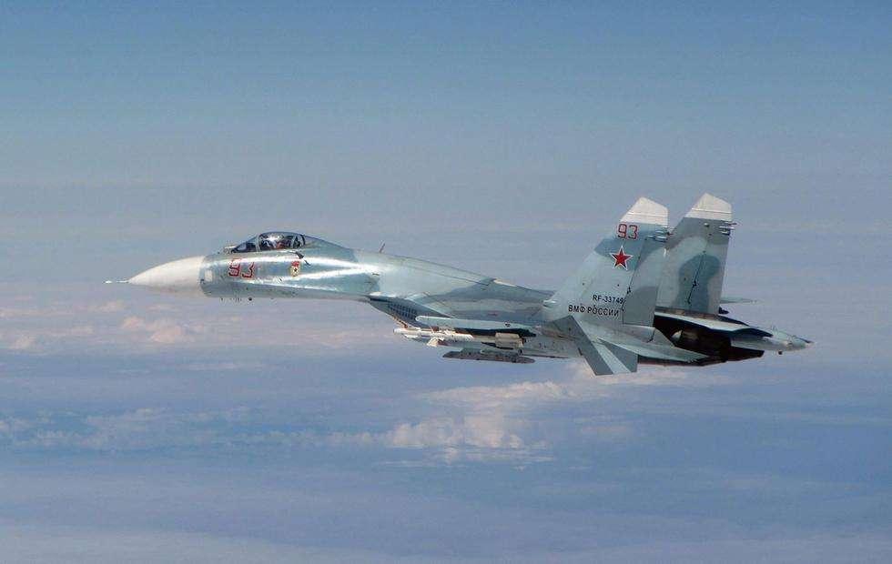 俄战机波罗的海拦截美国间谍机 距离最近时只有1米多远