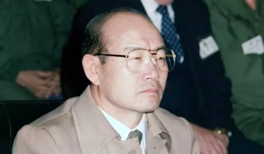 韩国全斗焕被起诉 一度被判无期徒刑被当时总统特赦