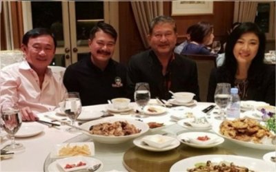 英拉兄妹密会为泰党高层 或是为明年大选提前做准备