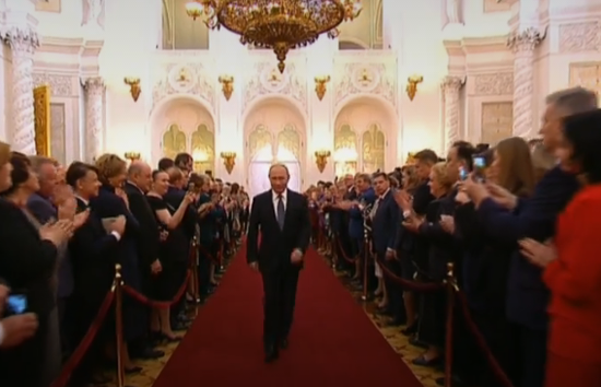 普京宣誓就任俄罗斯新一届总统 承诺缓和与欧美关系并发展经济