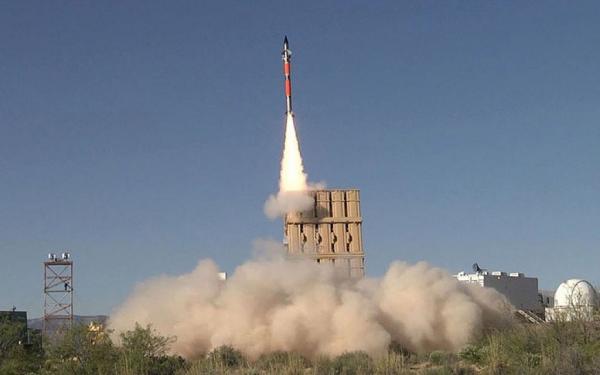 以色列战机对叙发射60枚火箭弹 旨在回应伊朗攻击戈兰高地