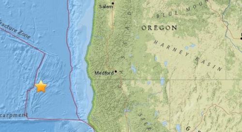 北京时间7月24日20时16分左右美国俄勒冈州西南部附近海域发生5级地震