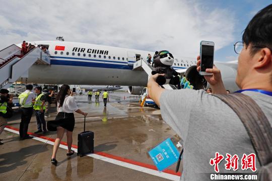 空客A350-900飞机成功完成北京至上海首航航线
