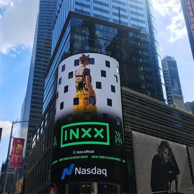 直击纽约时装周高街潮流品牌INXX现场