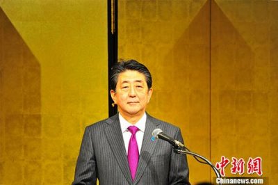 安倍晋三击败石破茂成功连任自民党总裁 任期为三年