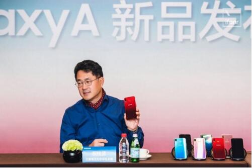 在中国市场，只有推出迎合消费者需求的手机，才能继续生存下来