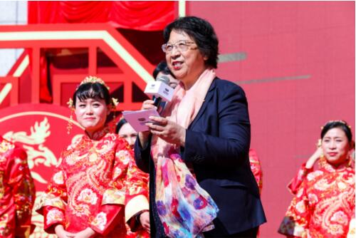 吉利创业32周年庆暨新远景SUV集体婚礼杭州总部举行
