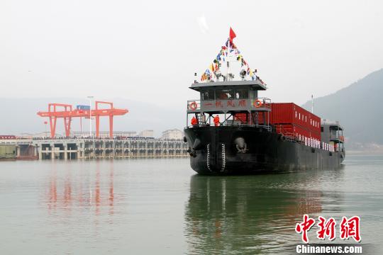 嘉陵江实现全江通航千吨级船舶可从四川广元直达上海