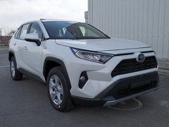 丰田全新RAV4将10月正式上市 车身外观及尺寸进行诸多升级
