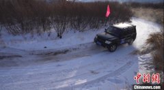 2019额尔古纳冰雪汽车挑战赛开赛 哈乌尔河赛道全程10.2公里