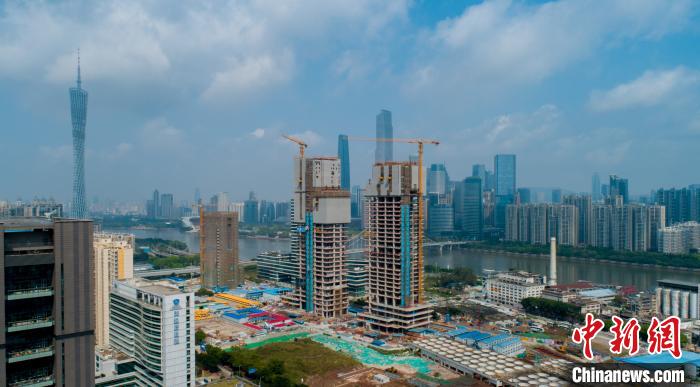 广州又一地标建筑封顶总投资达33亿元