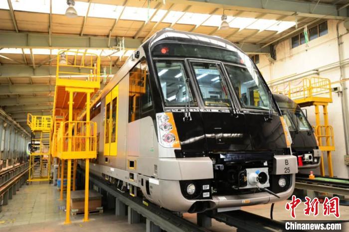 澳大利亚悉尼双层客车二期项目首列车在长春下线