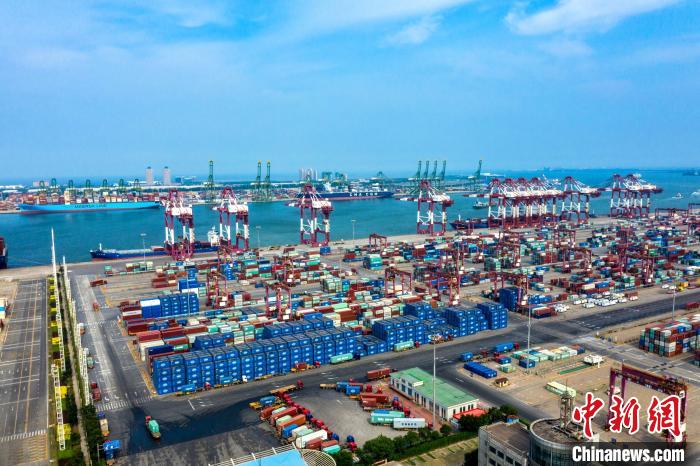 今年上半年天津港集装箱吞吐量再创历史同期新高
