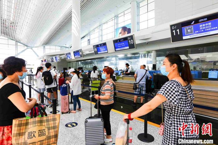 持续回暖！广州白云机场7月运力投放居全国之首