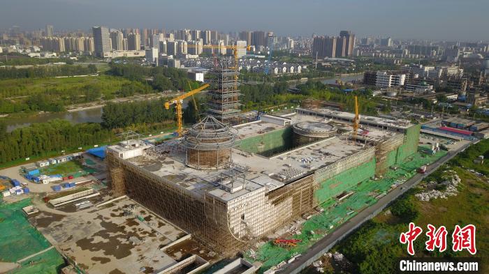 中国大运河博物馆钢结构主体已建成。　孟德龙 摄