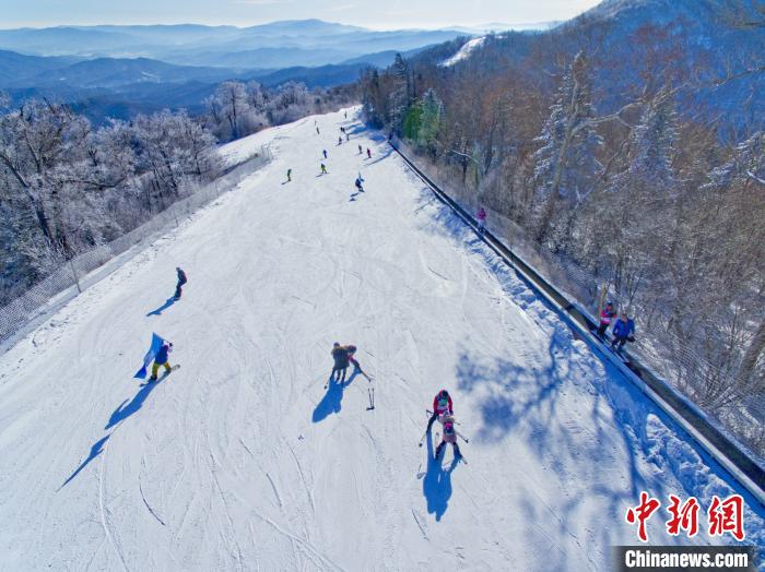黑龙江“对标国际”出台冰雪旅游产业发展规划